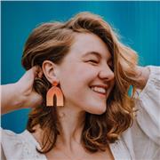 Professeur natif d'anglais avec 3 ans d'expérience offre des cours particuliers d'anglais pour enfants et adultes.